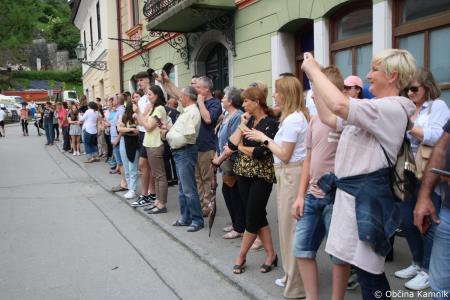 Po dveh letih Kamnik danes v znamenju maturantske četvorke (20)